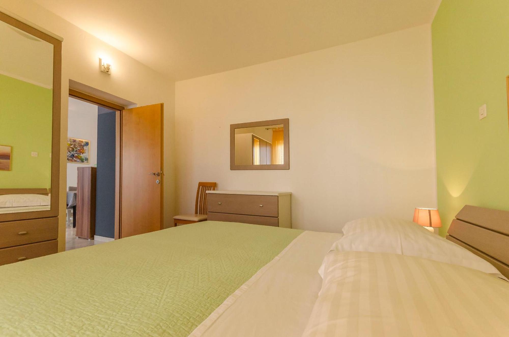Apartments Grgo Vodice Ngoại thất bức ảnh