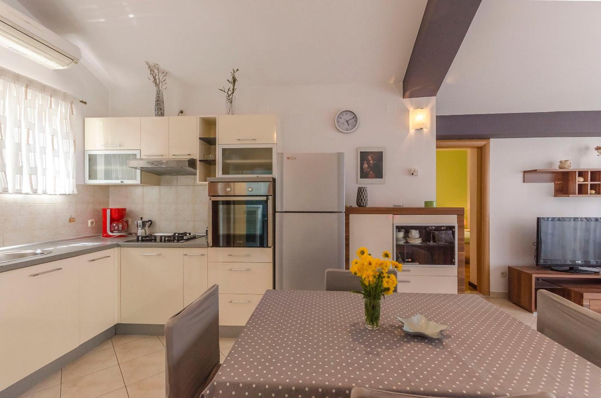Apartments Grgo Vodice Ngoại thất bức ảnh