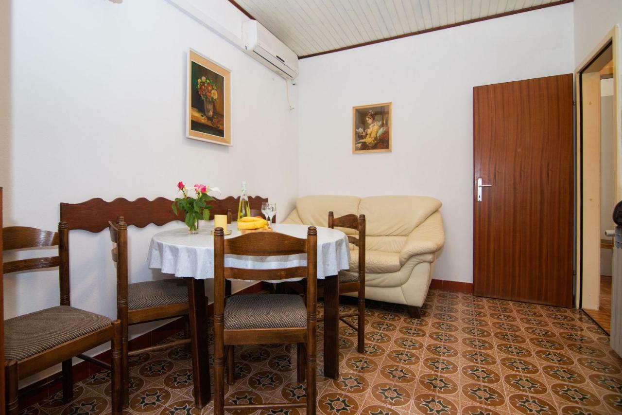 Apartments Grgo Vodice Ngoại thất bức ảnh