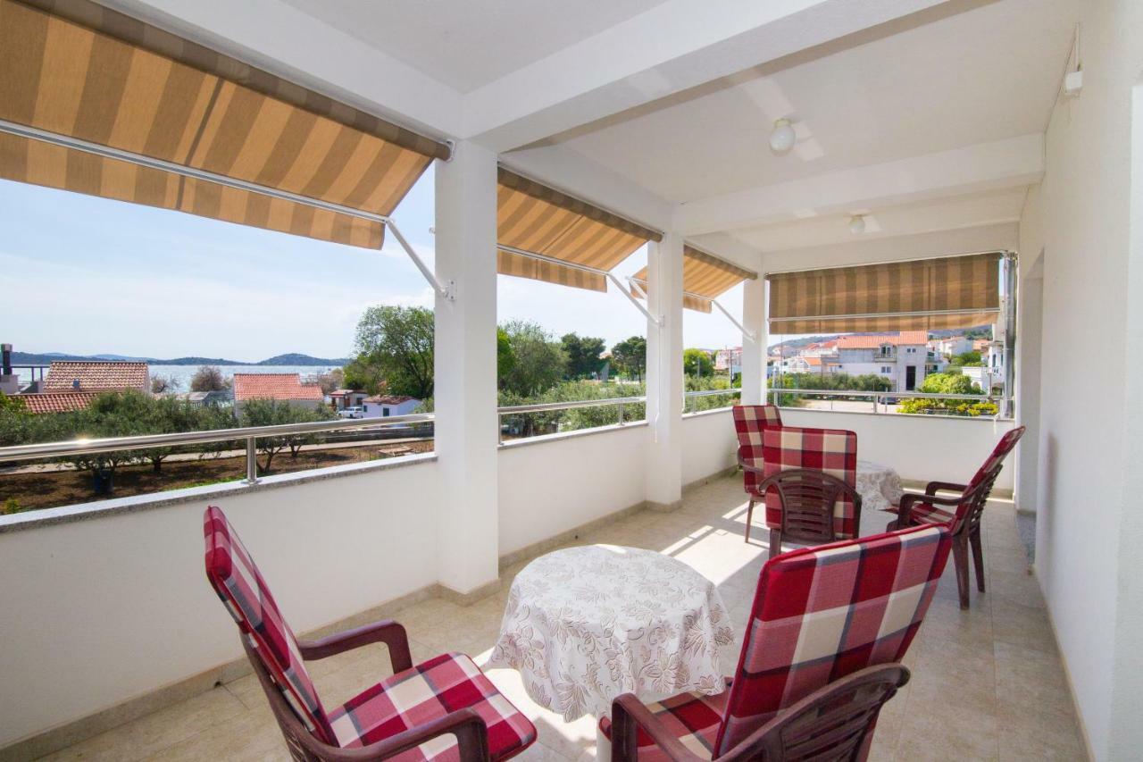 Apartments Grgo Vodice Ngoại thất bức ảnh